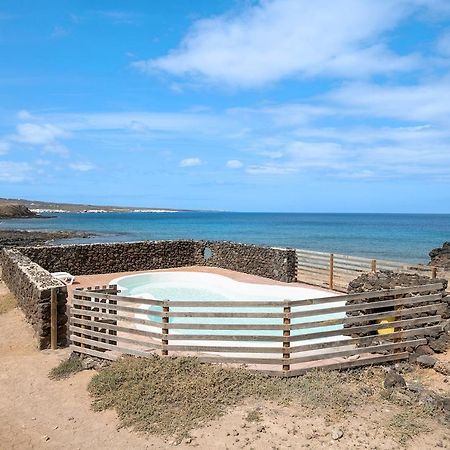 Playa Marina Eco Beach And Pool Bungalow Mala View Arrieta  Eksteriør bilde